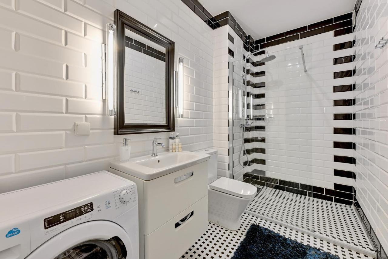 Downtown Apartments Sadova City Center & Parking Γκντανσκ Εξωτερικό φωτογραφία